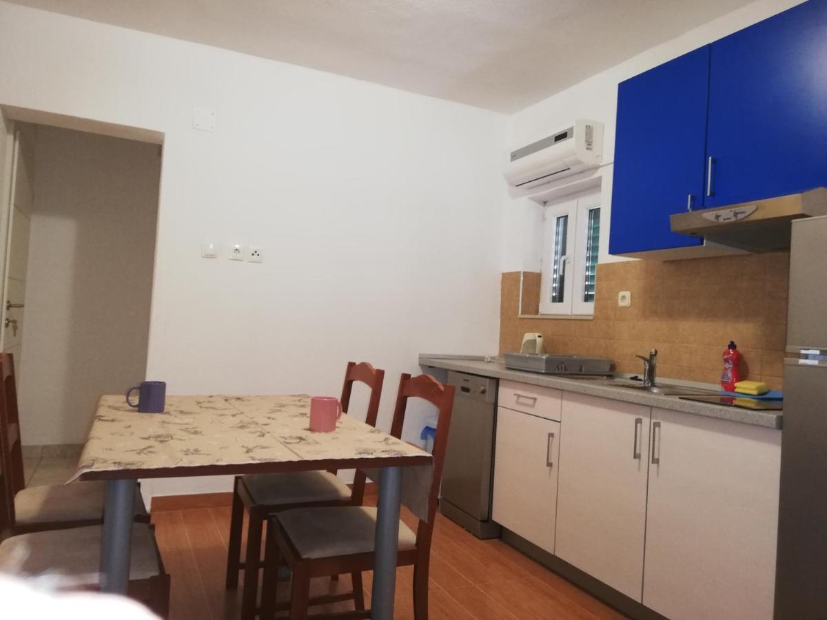 Mitan Apartman Tučepi Exteriör bild
