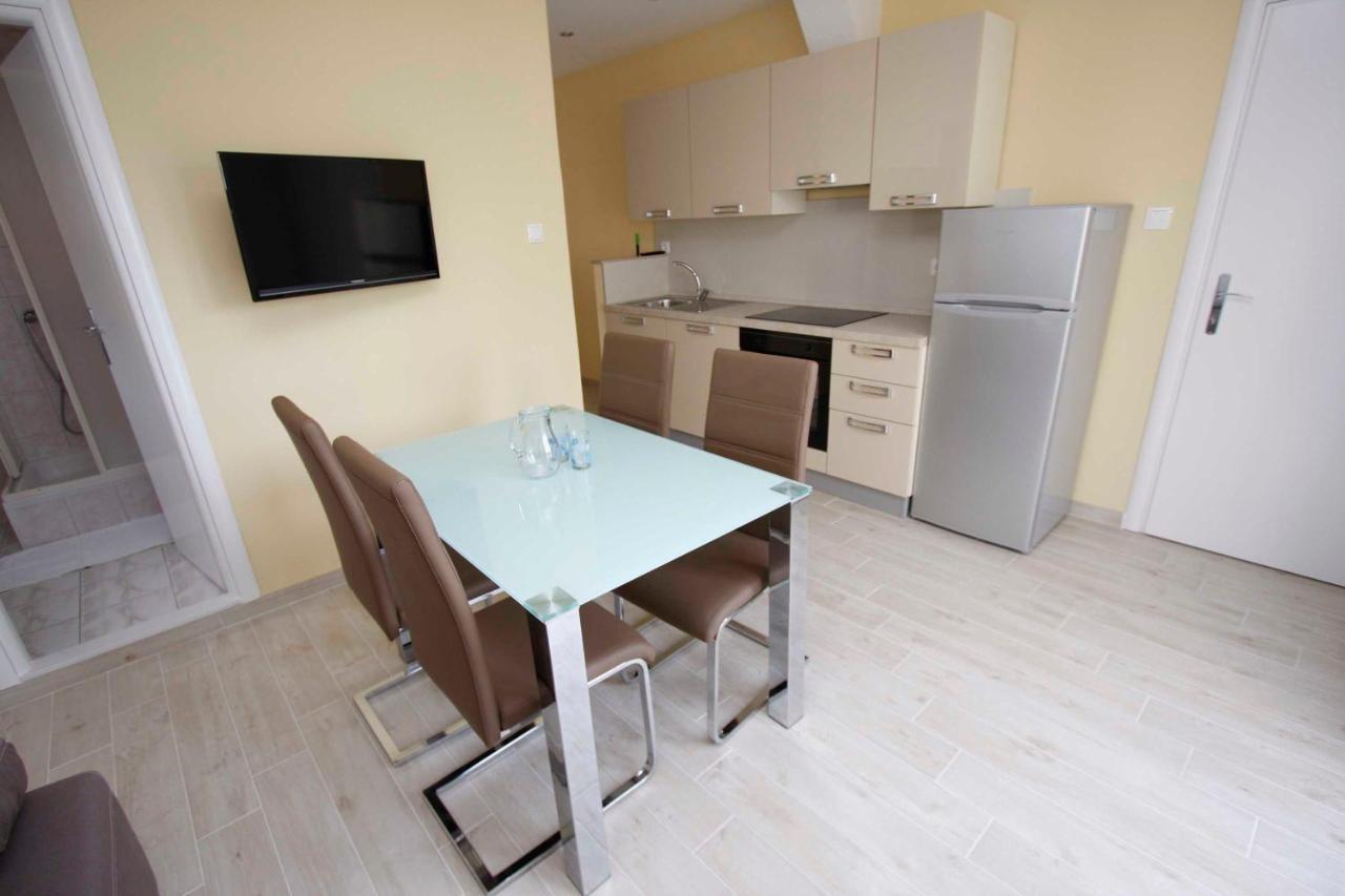 Mitan Apartman Tučepi Exteriör bild